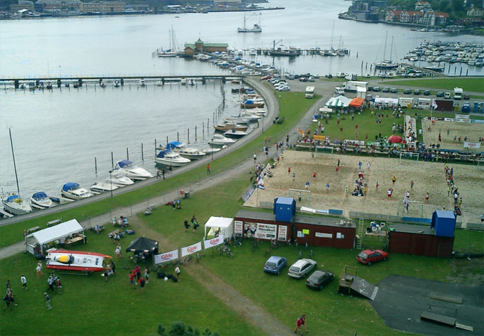 Mye folk på standen under Håndball NM