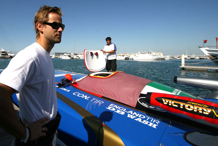 Pål Virik Nilsen Pål Virik Nilsen driving for Victory team Dubai 2011.
