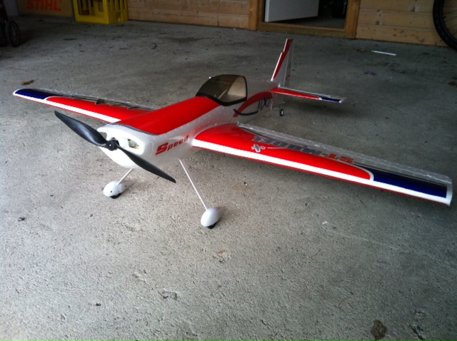 first rc plane ever made